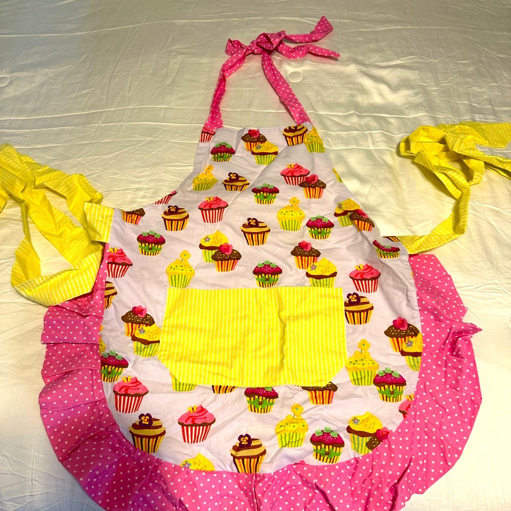 Cupcake Print🧁 Apron Baking